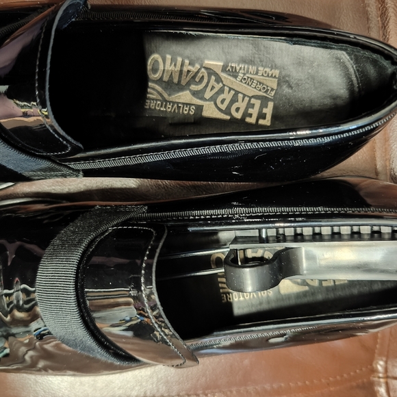 SALVATORE FERRAGAMO Black Patent Leather Tuxedo Shoes size 7 - Picture 5 of 10